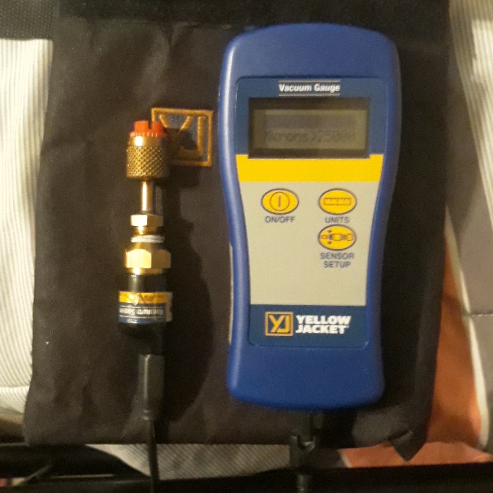 Yellow jacket vacuum gauge